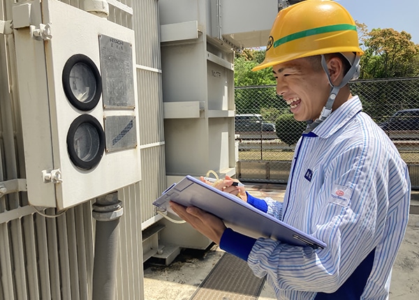 senior_4147_lQBRocEt_main