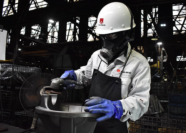 senior_4201_BHqDx7cs_main