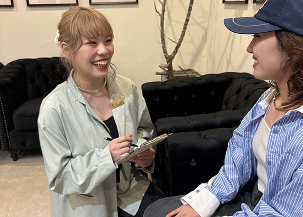 senior_4285_5XS3eKos_main