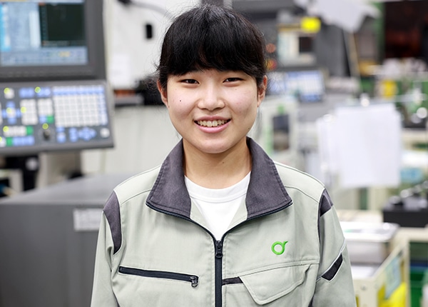 senior_4321_dRZmmYTZ_main