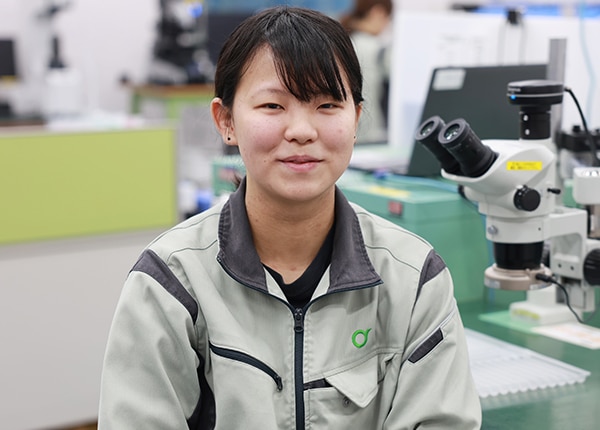 senior_4321_dW9DS0xa_main