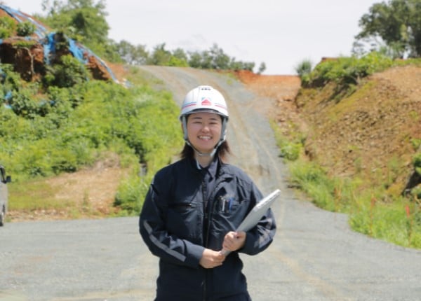 senior_4327_E8Z2PgpM_main