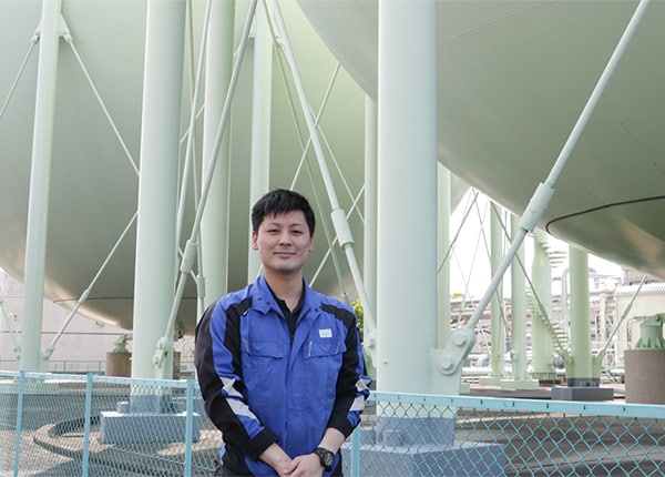 senior_4369_9AE3C8gu_main