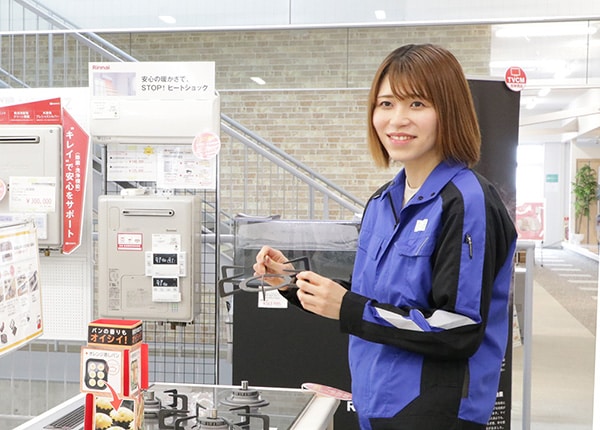 senior_4369_f3e2uZGD_main