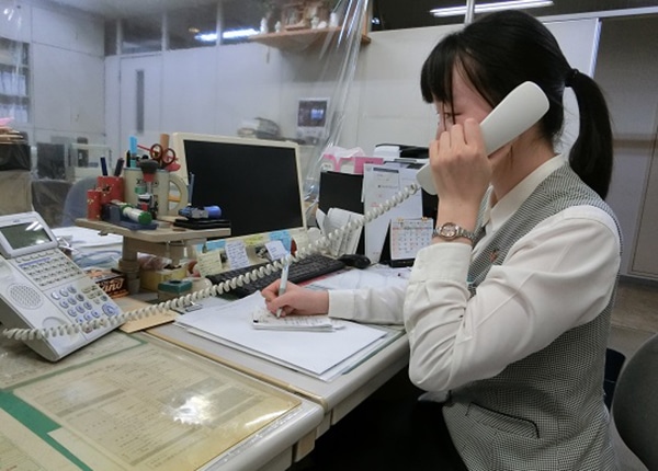 senior_4412_K6DmUoKJ_main