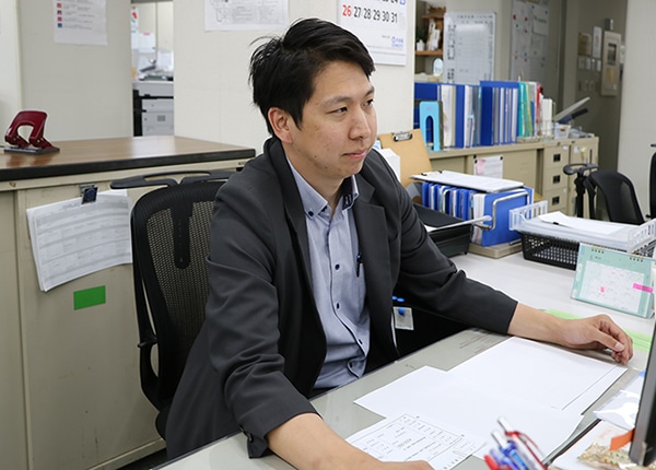 senior_4454_S6pbFUsg_main