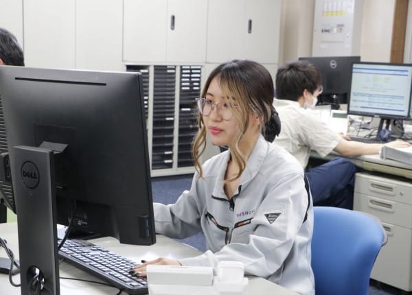 senior_4502_PSN9oWzt_main