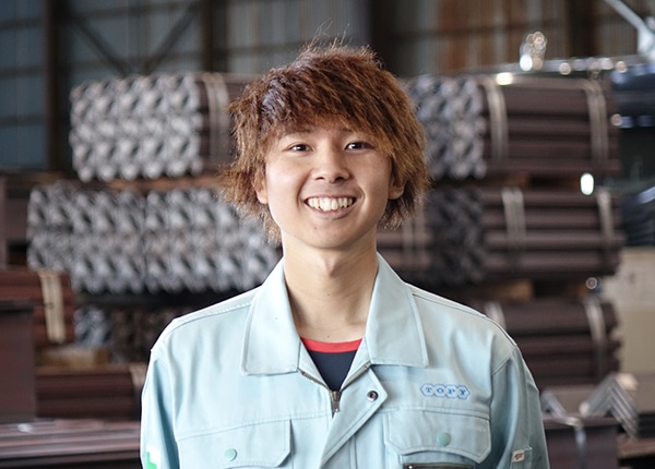 senior_4544_CwyNqu27_main