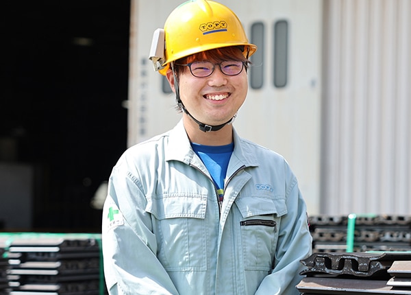 senior_4544_Tsq7CMhz_main