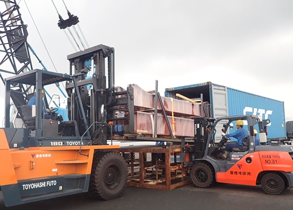 senior_4598_BL8PtuSp_main