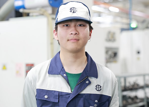 senior_4610_qGErf9JC_main