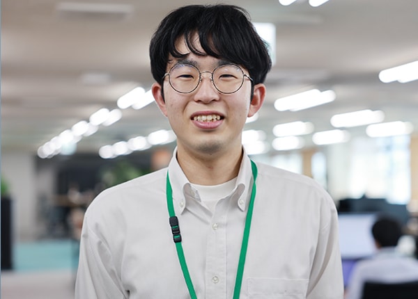 senior_4752_JjrHm0fQ_main