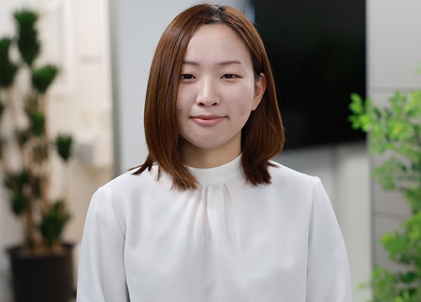 senior_4752_hvVARz66_main