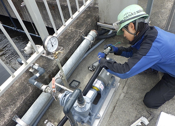 senior_4806_xKDOfWL3_main