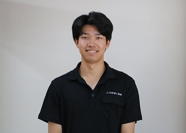 senior_4830_zPBL5jK7_main