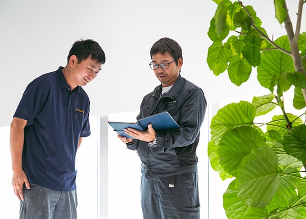 senior_4842_pu1F6cC8_main