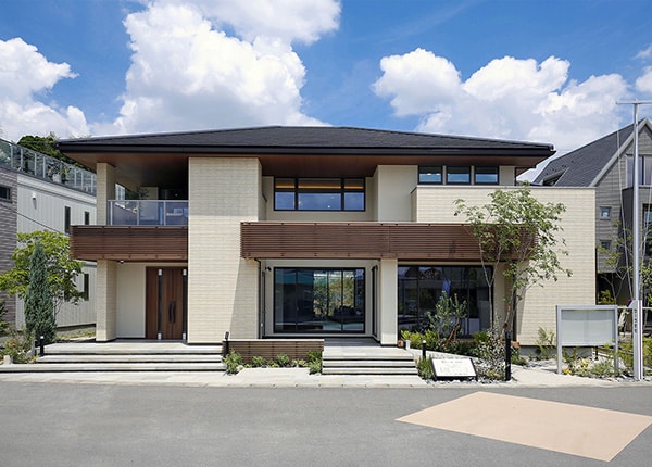 source_4126_business_main