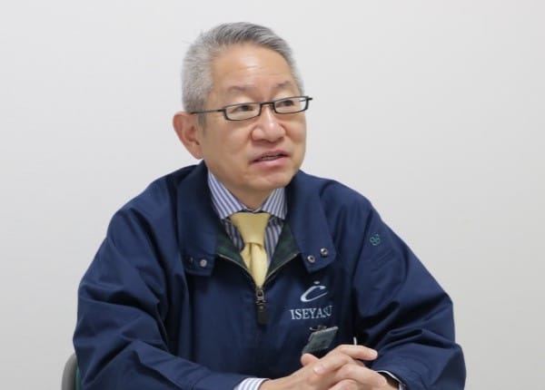 source_4240_interview_main