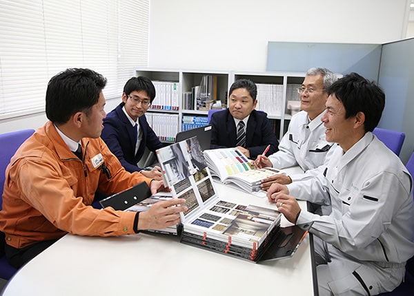 source_4252_business_main