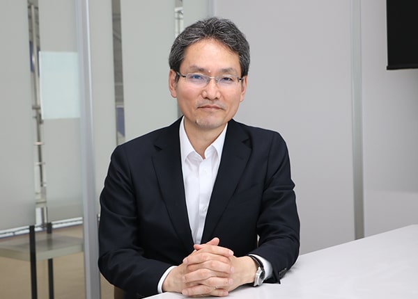 source_4264_interview_main