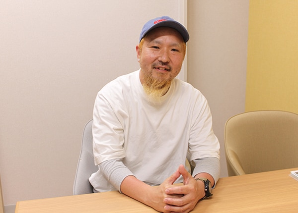 source_4300_interview_main