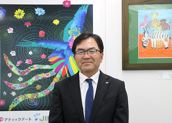 source_4451_interview_main