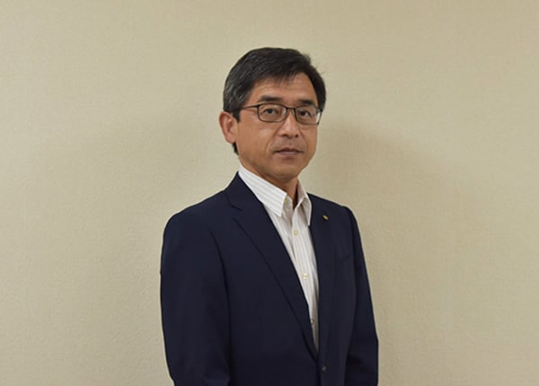 source_4589_interview_main