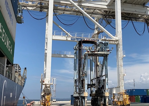 source_4619_business_main