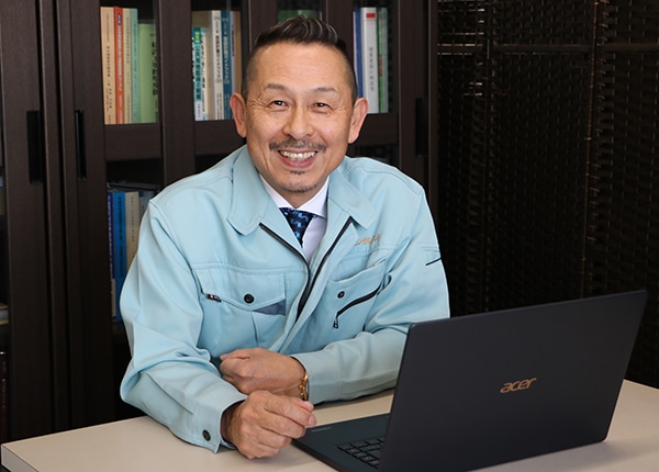 source_4695_interview_main