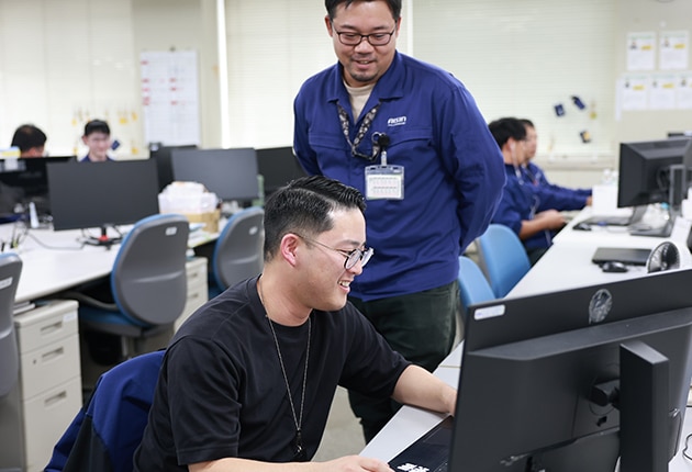 S1_採用2尾崎くん仕事